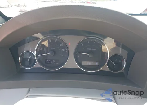 2008 Jeep Grand Cherokee Overland z USA, uszkodzony, nr VIN 1J8HR68218C199225